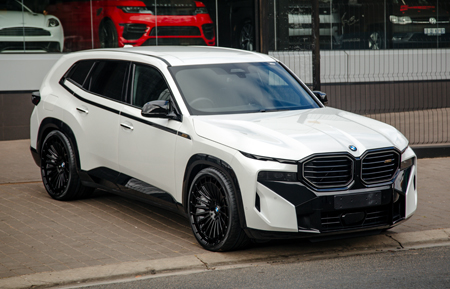 bmw xm x m ev suv agluxury wheels agl83 duoblock duo block custom concave forged spec3 three piece directional ring monoblock bespoke rims mesh rolls royce vossen vellano adv1 forgiato velos designwerks hre al13 anrky brixton esrforged mvforged mercedes benz mercedes-benz gwagen sclass g63 amg s580 two tone black white gloss
