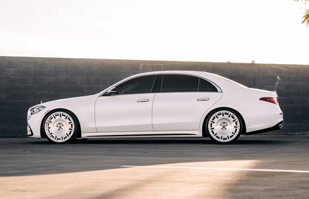 mercedes-benz mercedes benz mbz s580 maybach s600 w223 22 22in 24 inch 24in 26 26inch 26in forged monoblock concave multi spoke two tone brushed wheels rims gloss black matte vossen rotiform velos velgen adv1 al13 anrky luxury car cars los angeles rdb rdbwheels