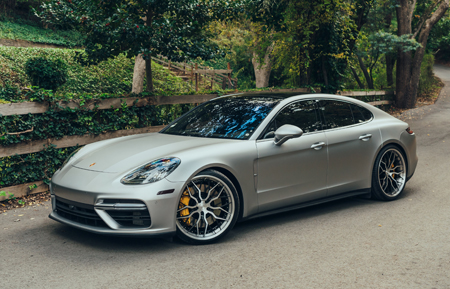 porsche panamera turbo 911 carrera cayman taycan macan agl43 2022 20 21 inch 21in 20in staggered forged three piece spec3 agl43 mesh concave multi spoke wheels rims gloss black carbon overlay face polished clear lip chrome hardware vossen rotiform velos velgen adv1 al13 anrky mvforged esrforged 1886 luxury car cars euro hre