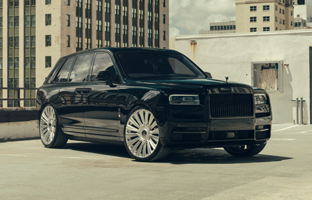 rolls-royce rolls royce cullinan wraith ghost dawn phantom drophead 26 inch 26in agl77 24in 24 forged monoblock concave multi spoke two tone wheels rims brushed polished face windows vossen rotiform velos velgen adv1 al13 anrky hre forgiato  luxury car cars mccustomsmiami mccustoms miami florida