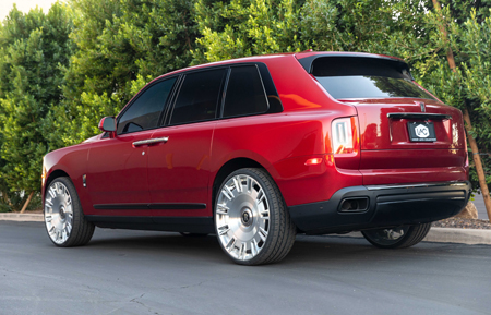 rolls royce phantom drophead coupe cullinan novitec 1016 widebody industries wraith ghost 22 22in 24 inch 24in 26 26inch 26in forged monoblock concave multi spoke brushed polished two tone brushed wheels rims gloss black matte vossen rotiform velos velgen adv1 al13 anrky luxury car cars los angeles rdb rdbwheels