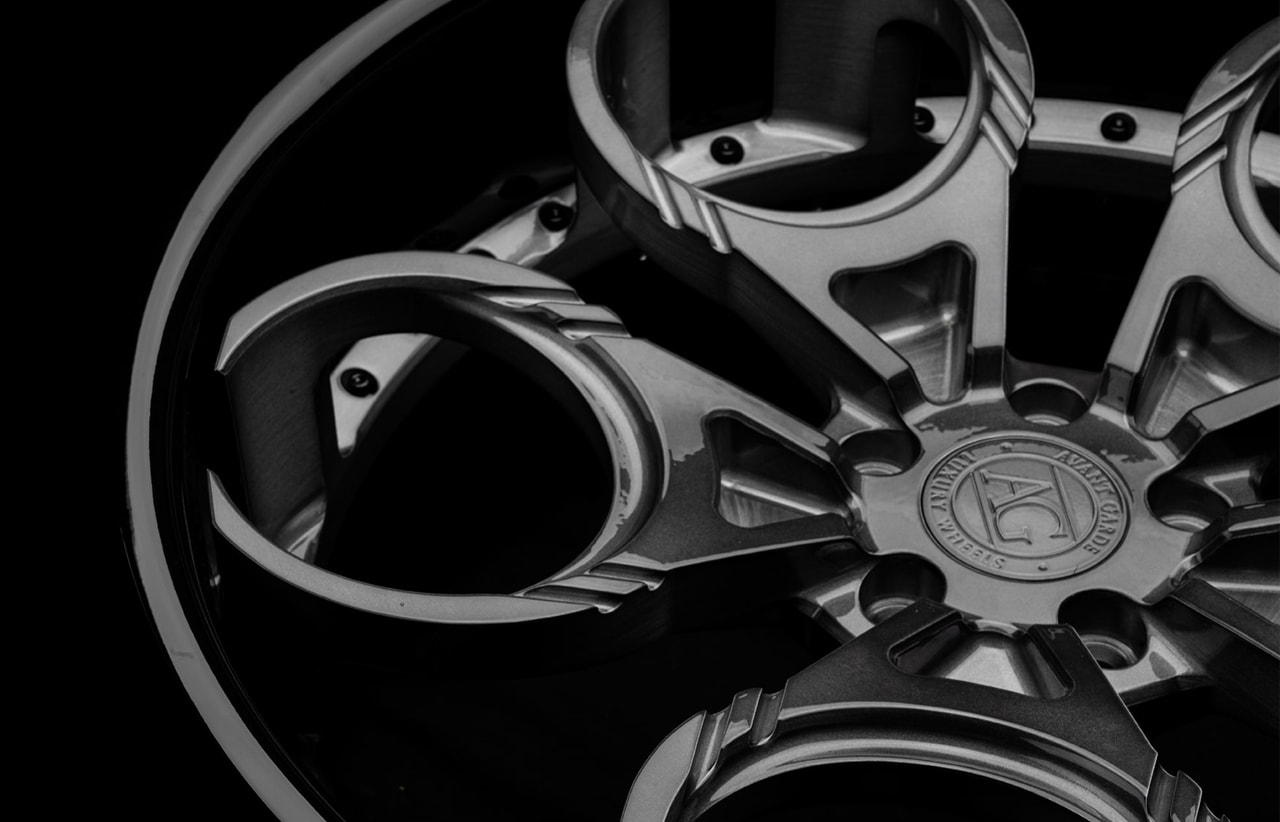 agluxury wheels agl46 spec2 three piece brushed gunmetal gloss black lip bentley continental gt rotiform adv.1 five spoke phone dial